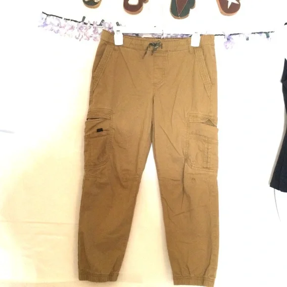 Boys wrangler Brown Cargo Pants with Elastic Ankles. - Picture 2 of 8
